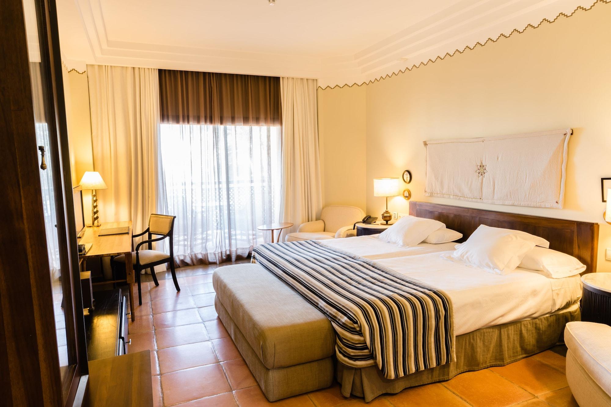 Vincci Seleccion Estrella Del Mar Hotel Marbella Ngoại thất bức ảnh A room at the hotel